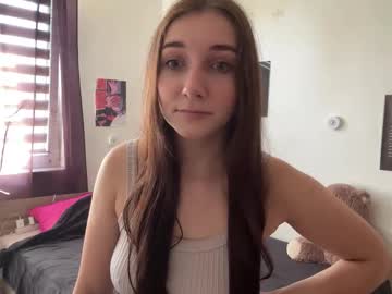 Lunayourcrush Chaturbate stream image from August 19, 2025