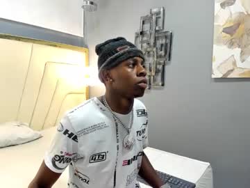 Oriionblack Chaturbate stream image from August 19, 2025