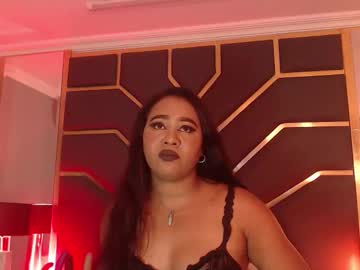 Scarletthott1 Chaturbate stream image from August 19, 2025