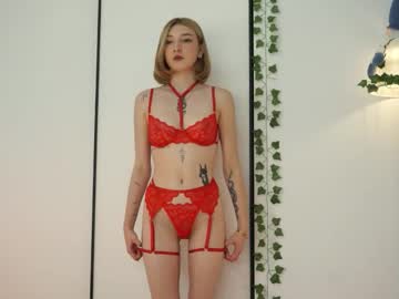 Jeansharp Chaturbate stream image from August 19, 2025