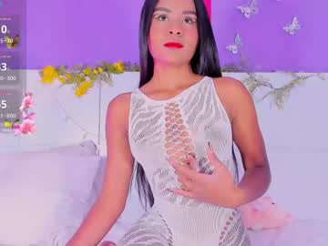 Sunnypage Chaturbate stream image from August 19, 2025