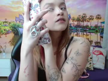 Alyy_Cute Chaturbate stream image from August 19, 2025
