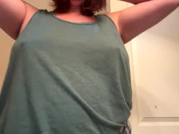 Bexxxy420 Chaturbate stream image from August 19, 2025