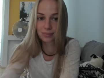 Magic_Couple13 Chaturbate stream image from August 19, 2025