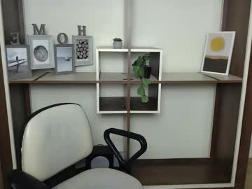 Oliviaani_ Chaturbate stream image from August 19, 2025