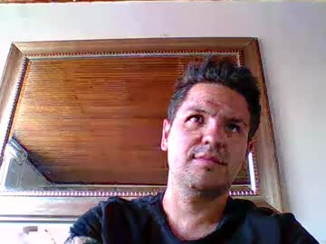 Cristopher3042 Chaturbate stream image from August 19, 2025
