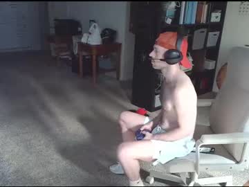 Littlethiqself Chaturbate stream image from August 19, 2025