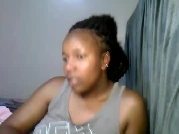 Midnightaura001 Chaturbate stream image from August 19, 2025