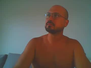 Feetkiller Chaturbate stream image from August 19, 2025