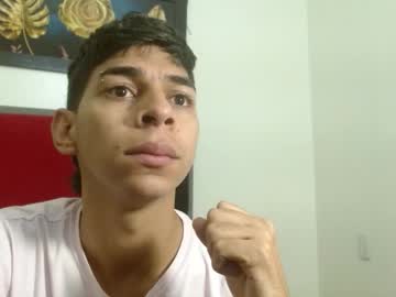 Cristhian_Slytherin Chaturbate stream image from August 19, 2025
