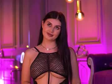 Kendramon Chaturbate stream image from August 19, 2025
