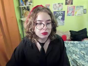 Lisasey Chaturbate stream image from August 19, 2025