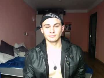 Iclubboy Chaturbate stream image from August 19, 2025