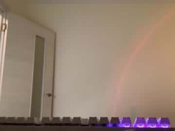 Aliatorres Chaturbate stream image from August 19, 2025