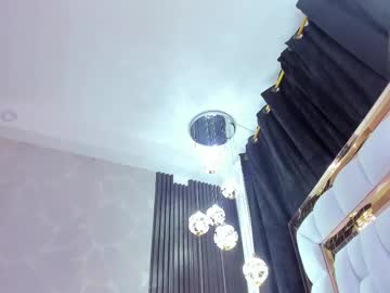 Sarayroyse Chaturbate stream image from August 19, 2025