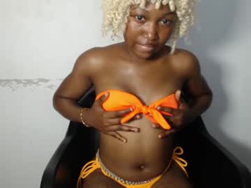 Sexy_Bluey247 Chaturbate stream image from August 19, 2025