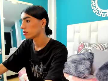 Ambar_Russell Chaturbate stream image from August 19, 2025