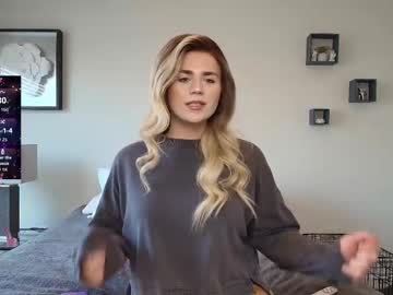 Buitifulblonde Chaturbate stream image from August 19, 2025