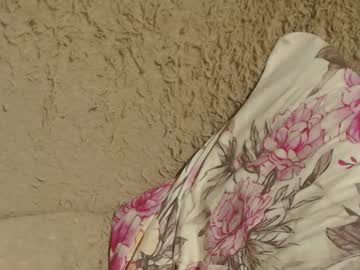Flowercandydoll Chaturbate stream image from August 19, 2025