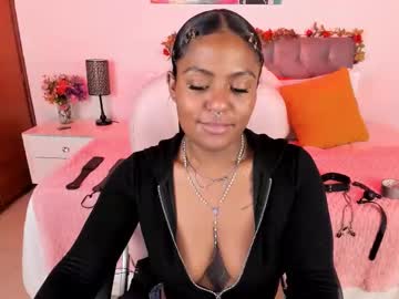 Lucie_Harper Chaturbate stream image from August 19, 2025