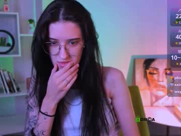 Ruby_Bean Chaturbate stream image from August 19, 2025