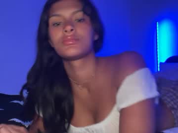 Sophieee2 Chaturbate stream image from August 19, 2025