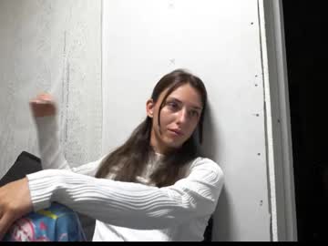Your_Little_Flexible_Girl Chaturbate stream image from August 19, 2025