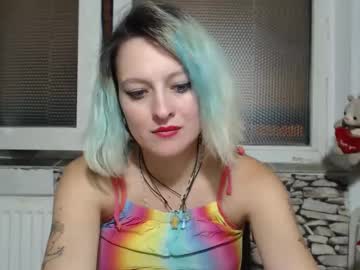 Blossomtiffany Chaturbate stream image from August 19, 2025