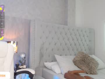 Emma_Zoe04 Chaturbate stream image from August 19, 2025