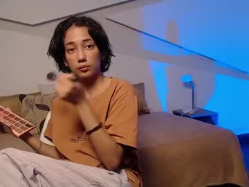 Hot_Little_Bunny Chaturbate stream image from August 19, 2025