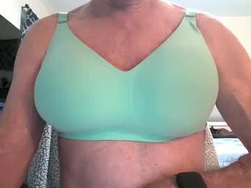 Robert4youtouse Chaturbate stream image from August 19, 2025