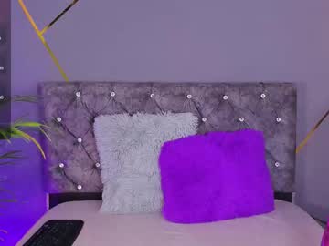 Mia_Palacios Chaturbate stream image from August 19, 2025