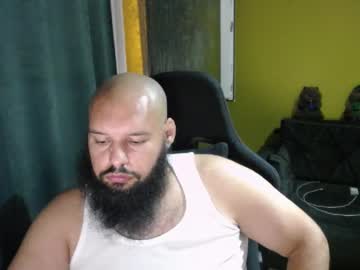Guessswho24 Chaturbate stream image from August 19, 2025
