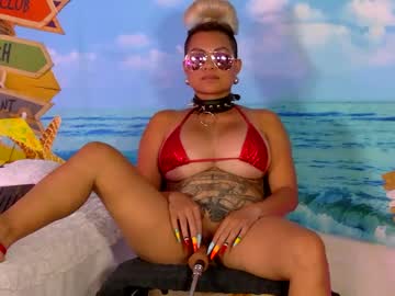 Enveeluna Chaturbate stream image from August 20, 2025