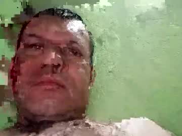 Juan370490 Chaturbate stream image from August 20, 2025