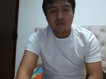 Julianalvarez95 Chaturbate stream image from August 20, 2025