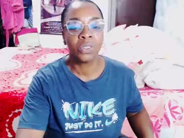 Tanythottxx Chaturbate stream image from August 20, 2025
