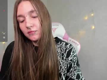 Enn_Allenn Chaturbate stream image from August 20, 2025