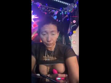 Lilithblackmoon369 Chaturbate stream image from August 20, 2025