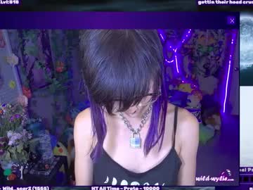 Wildwylie Chaturbate stream image from August 20, 2025