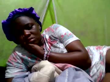 Ebonytoto_ Chaturbate stream image from August 20, 2025