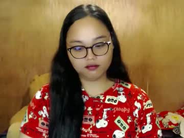 Urasian_Hotchix69 Chaturbate stream image from August 20, 2025
