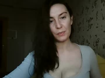 Katalinaqe Chaturbate stream image from August 20, 2025