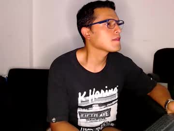 Littledicklatin Chaturbate stream image from August 20, 2025