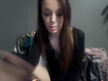 Smokeingbitch420 Chaturbate stream image from August 20, 2025