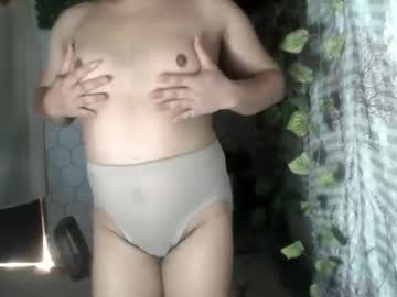 Chescahotxxxl Chaturbate stream image from August 20, 2025