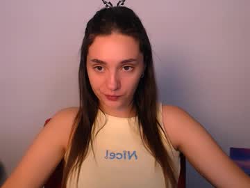 Elizsun Chaturbate stream image from August 20, 2025