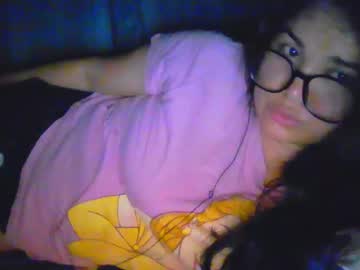 Laurengirls1 Chaturbate stream image from August 20, 2025