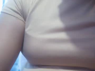 Pirena14 Chaturbate stream image from August 20, 2025