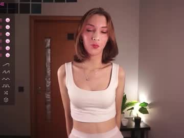 Zara_Shine Chaturbate stream image from August 20, 2025